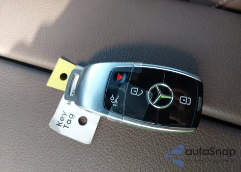 2020 Mercedes-Benz E 350 z USA, uszkodzony, nr VIN WDDZF8DB4LA742910